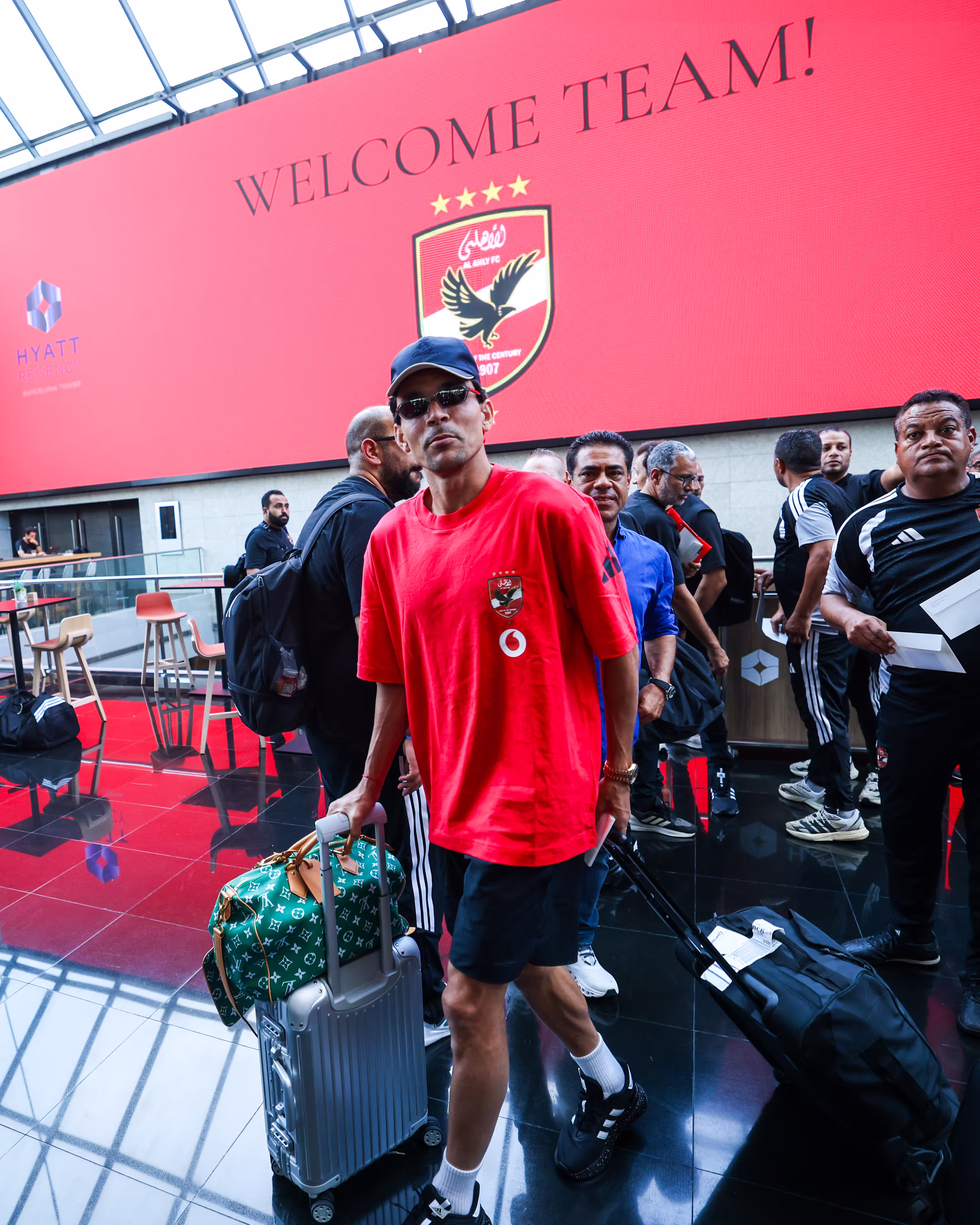 welcome to hotel team arrival